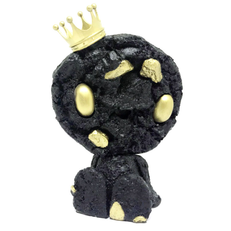 King Cookie (Black) by Czee
