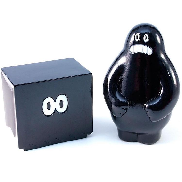 Black Mr. Dump & Hello by Uamou (Ayako Takagi)