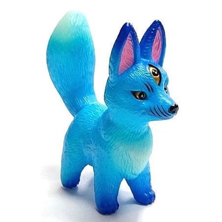 Blue Kitsura by Candie Bolton