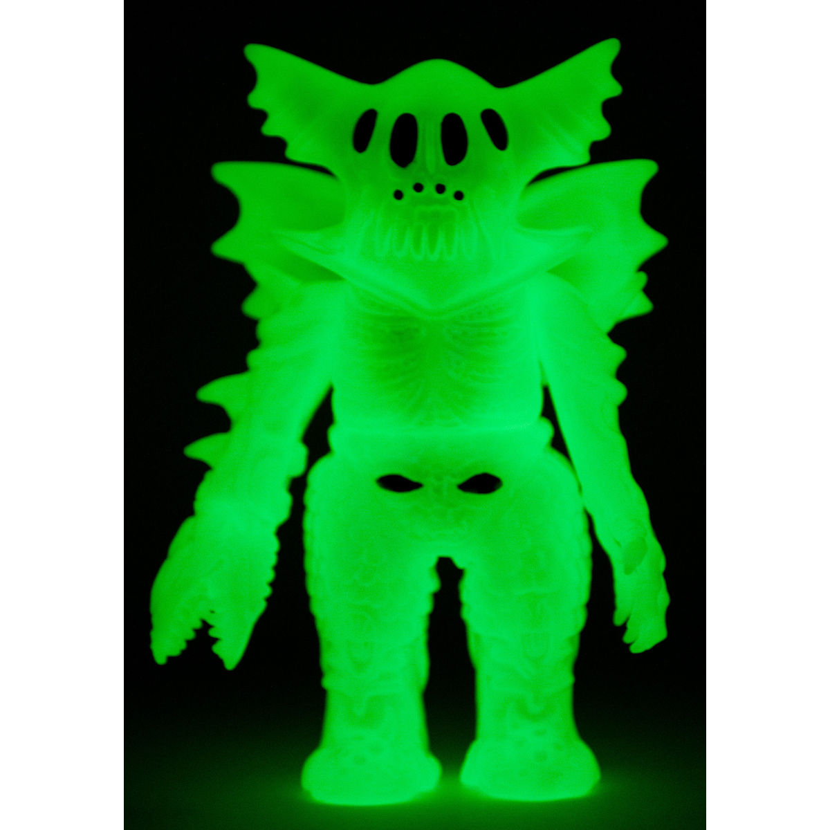 Black & Yellow Glow Arakus