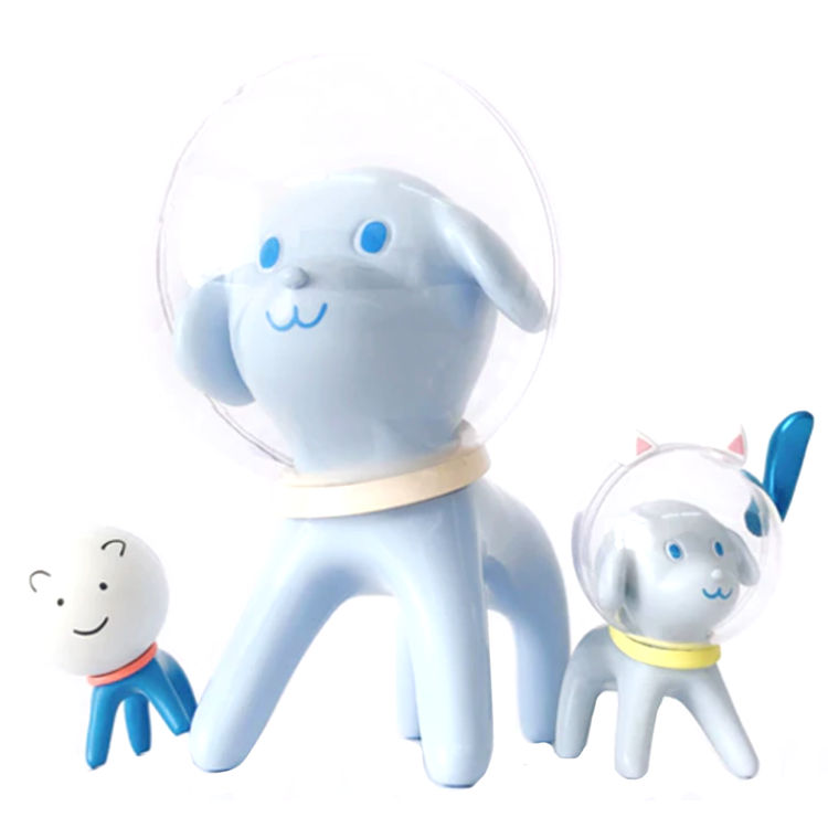 Classic Blue Space Dog by Han Ning
