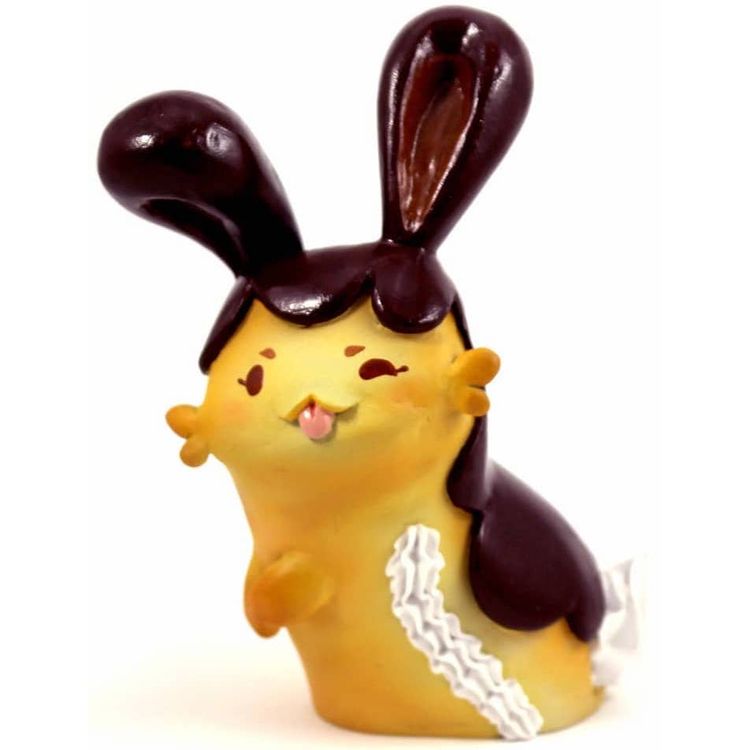 Éclair Hare by Aleasha Acevedo