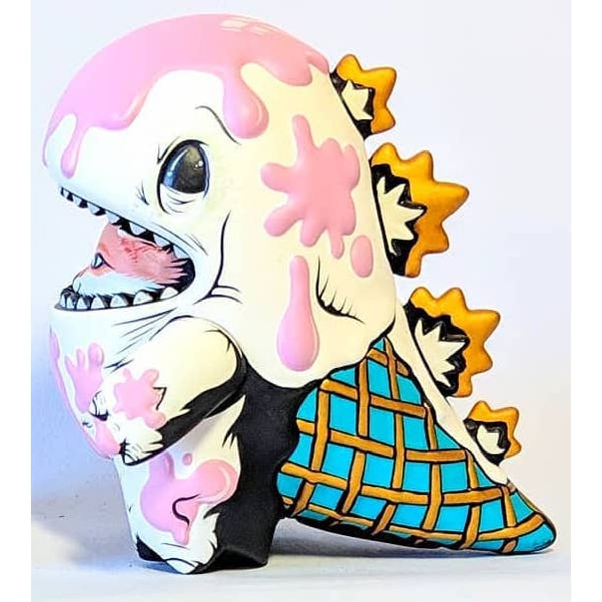 Strawberry Cream Foxy