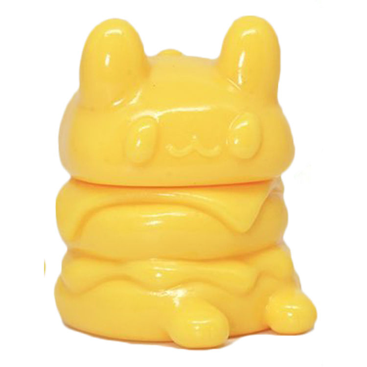 Yellow Mini Burger Cats (NYCC '19) by Rato Kim