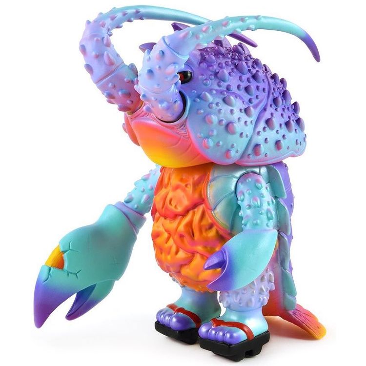 Hawaiian Pearl Master the Giant Claws by Shifty