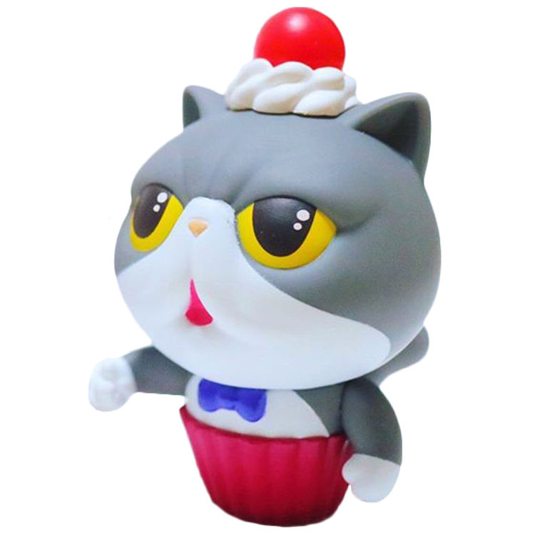 Baby Cupcake Cat (Grey Variant) by Aya Takeuchi
