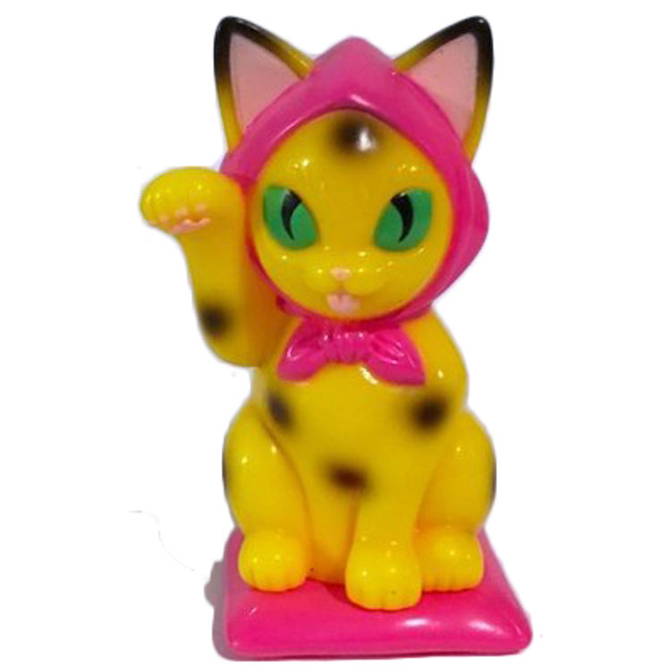 YELLOW WITH PINK HOOD MATANOSUKE by Konatsu Koizumi