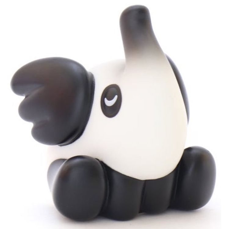 Panda Elfie by Too Natthapong