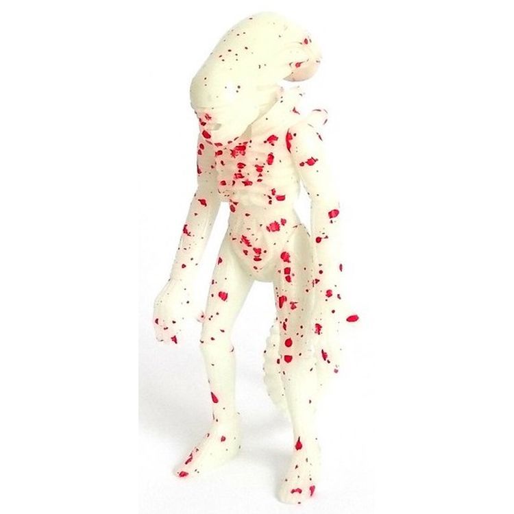 Blood Moon Xenomorph ReAction by Super7