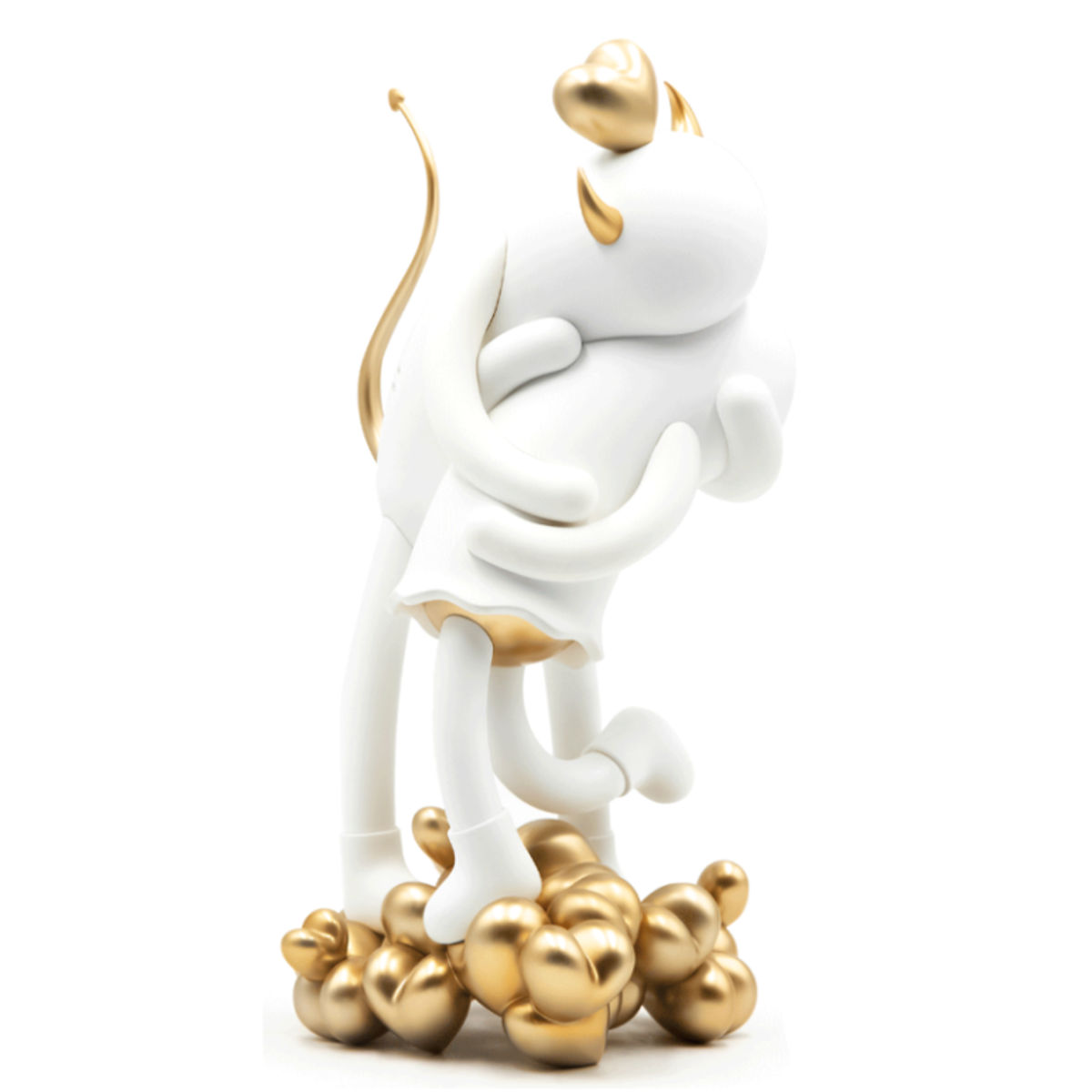 White + Gold Victory Kiss