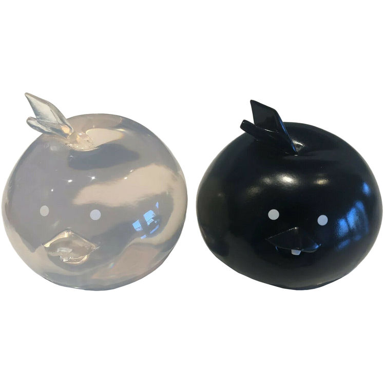 3AA Large Parade Autumn Apples (Black + Clear) by Ashley Wood