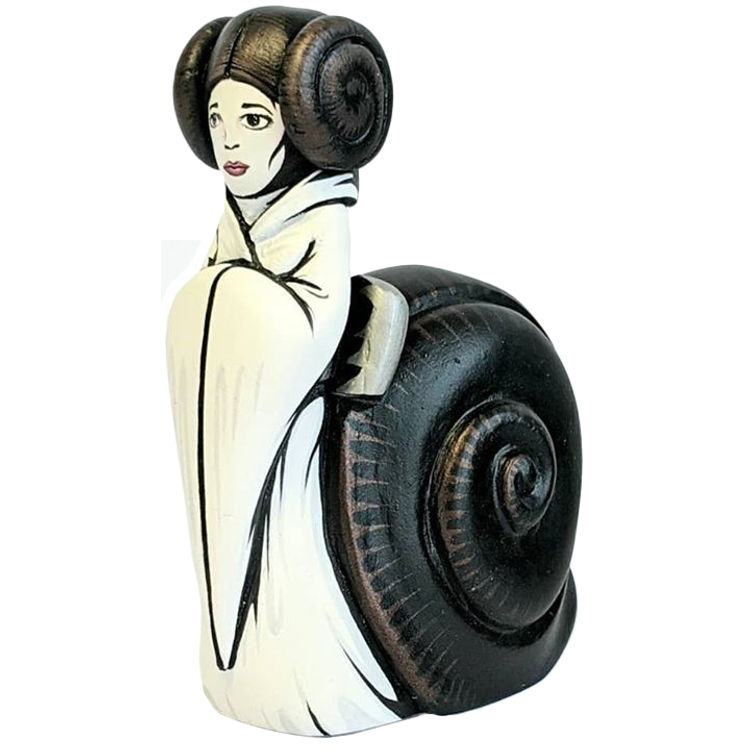 Katatsumuri Leia by Jon-Paul Kaiser