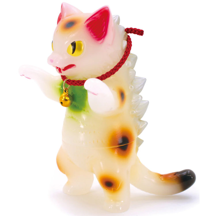 Milky White Lucky Cat Negora by Konatsu Koizumi