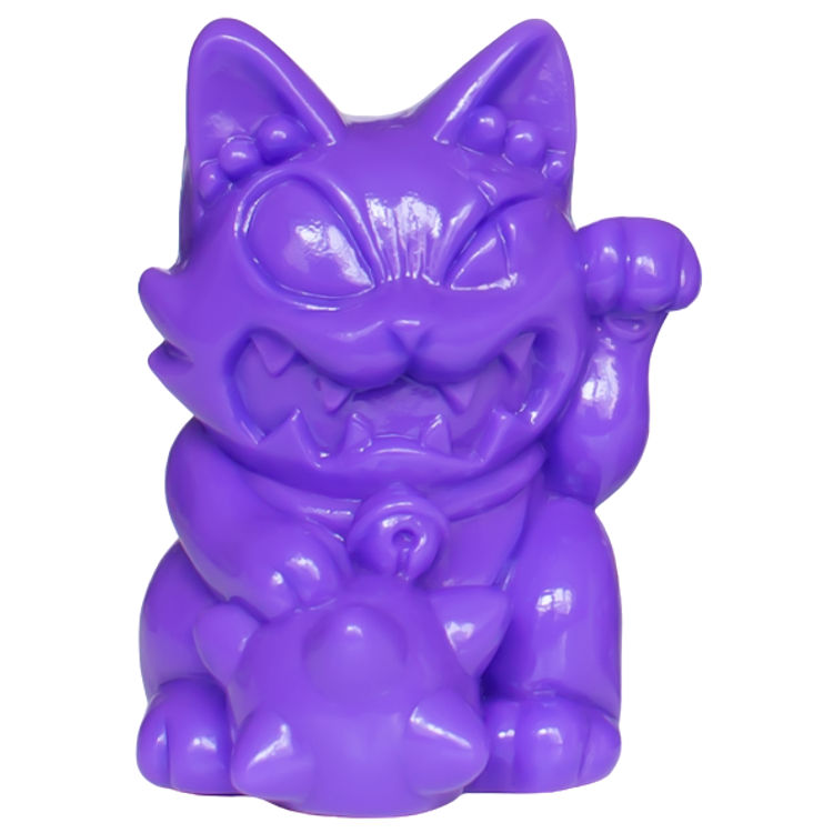Purple Maneki Wananeko by Stickup Monsters (Javier Jiménez)