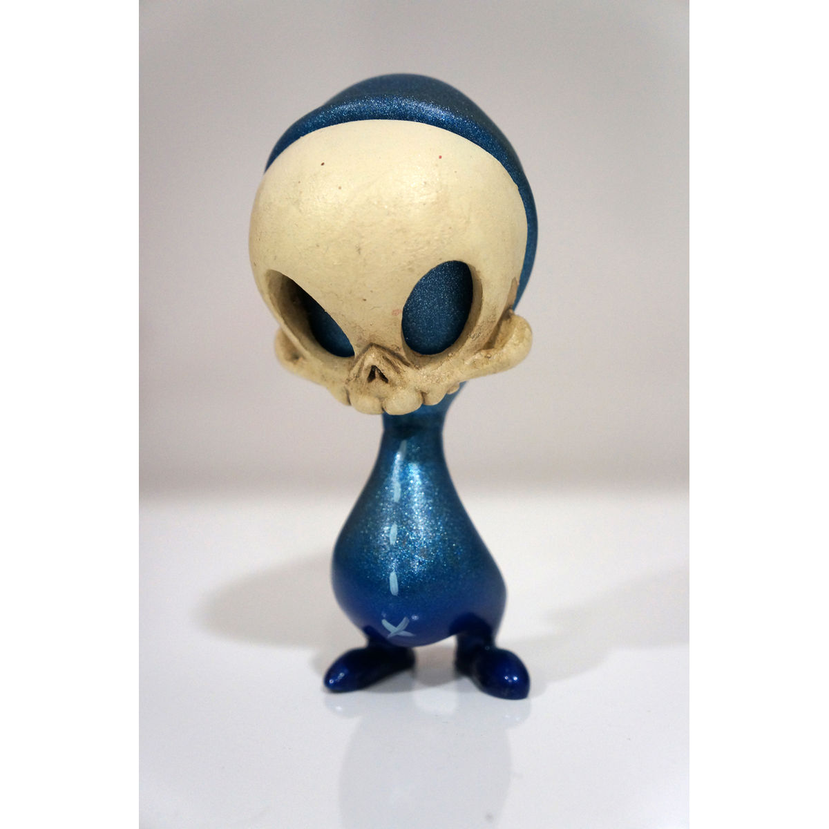 Metallic Blue Skelve