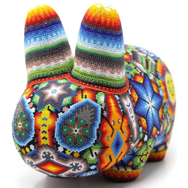10" Beaded Labbit by Arte Marakame