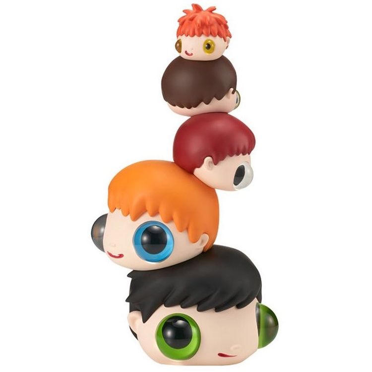 HEADS by Javier Calleja