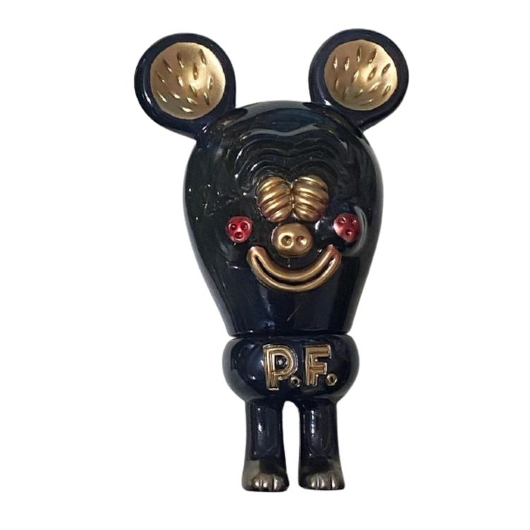 Black Puri Puri Fink by Headlock Studio