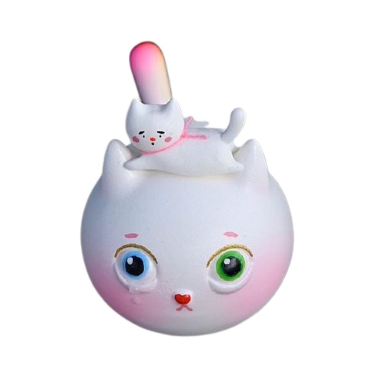 White Cat and Little One by Hua Hua Design