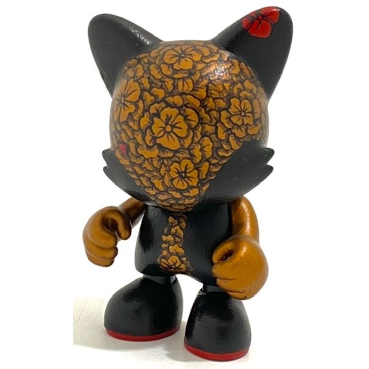 Flowered Black and Bronze by David Stevenson