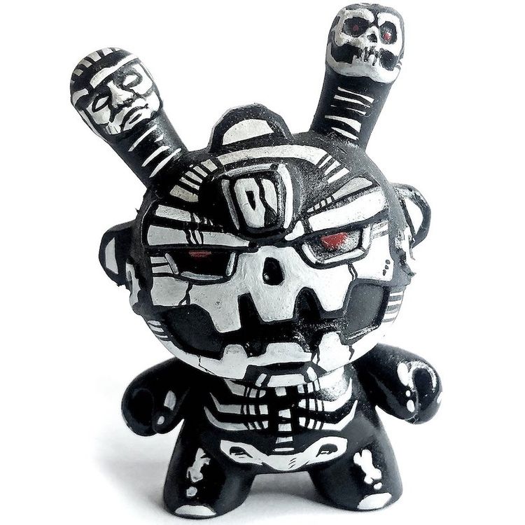 Bone TEQ Dunny by Frank Mysterio