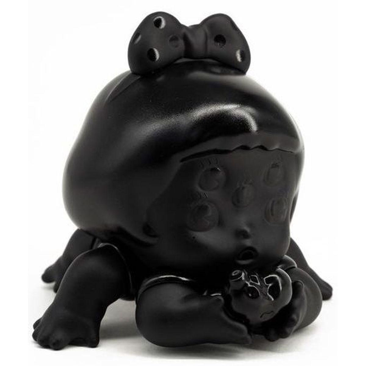 Unbox in Black : Memi
