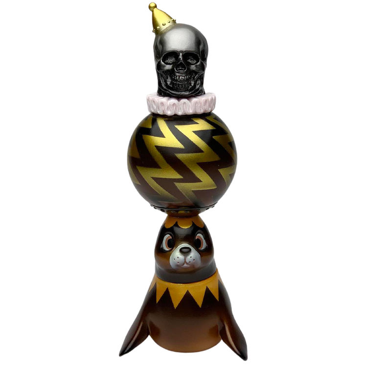 Skull Head U.G.S.S. by Kikkake (Atsushi Kotaki)