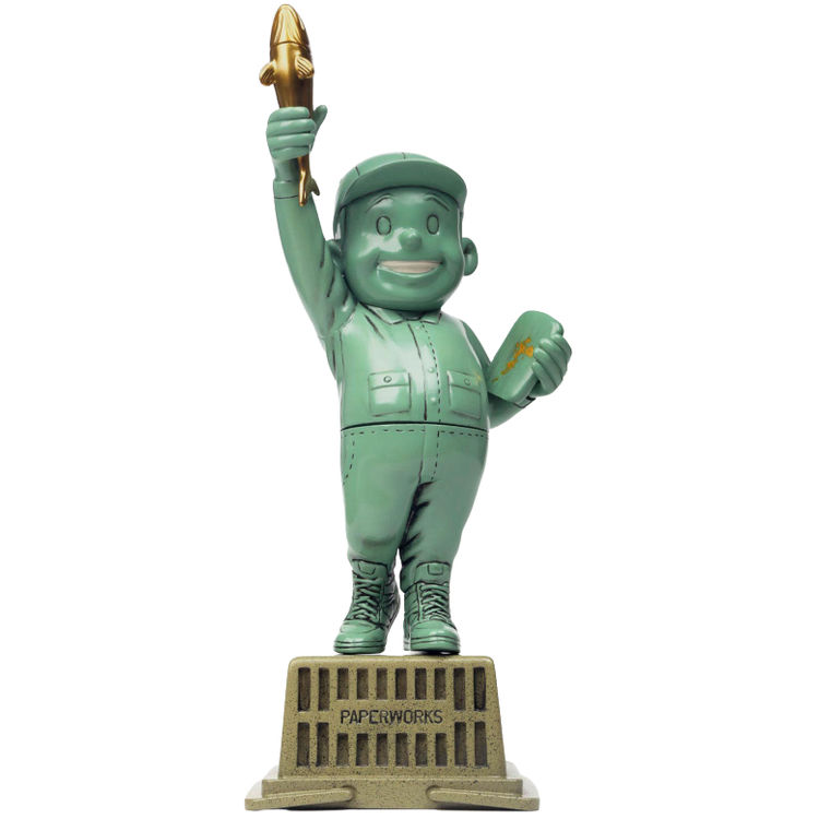 Statue Supermarket Staff by Paperworks