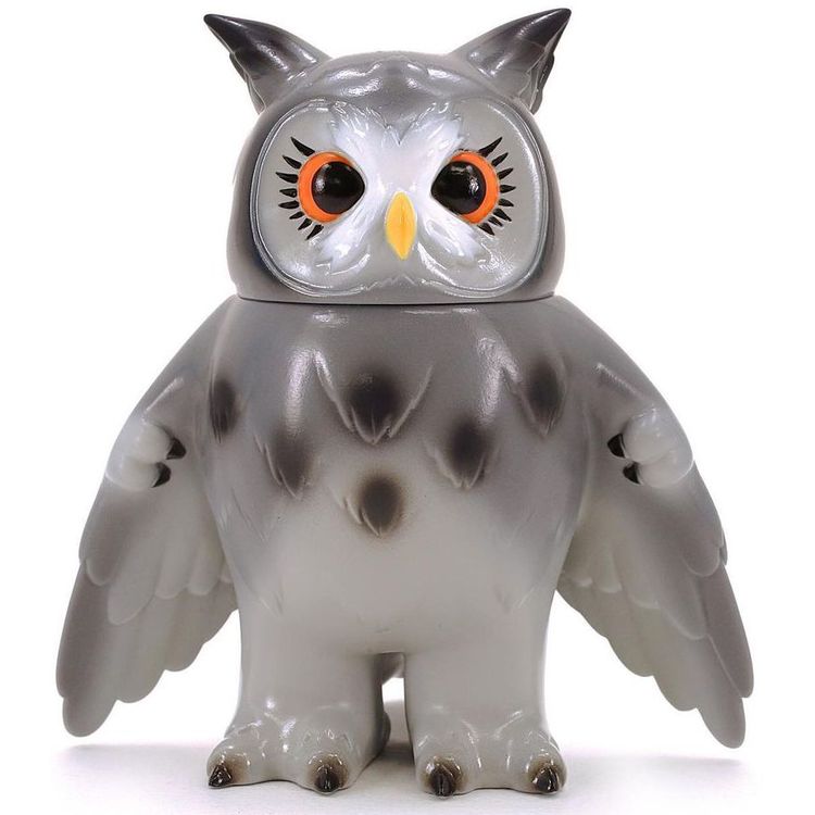 Gray Fukulaus by Konatsu Koizumi