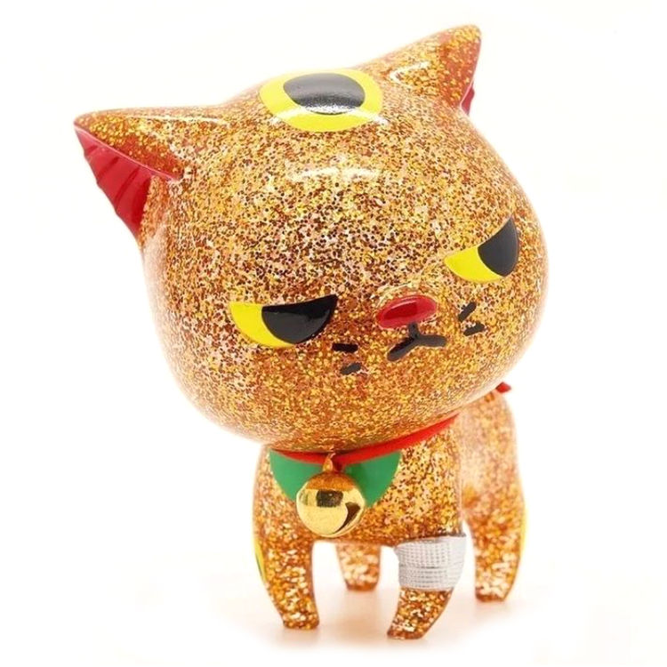 ZOMBCAT MANEKI GOLD CHASE (MyPlasticHeart Exclusive) by Morimei