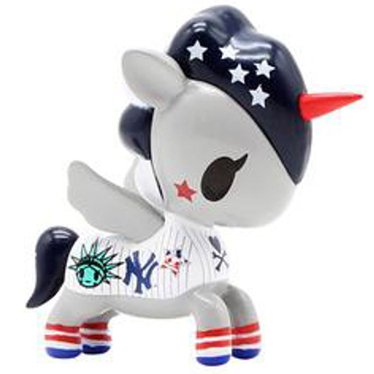 N.Y. Yankees MLB Unicorno by Tokidoki (Simone Legno)
