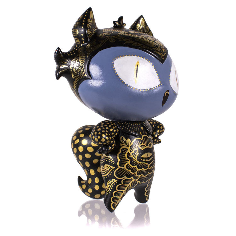 Golden Cat by Mizna Wada