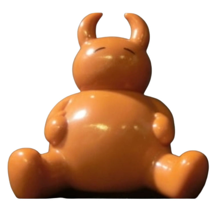 Sitting Uamou - Brown by Uamou (Ayako Takagi)
