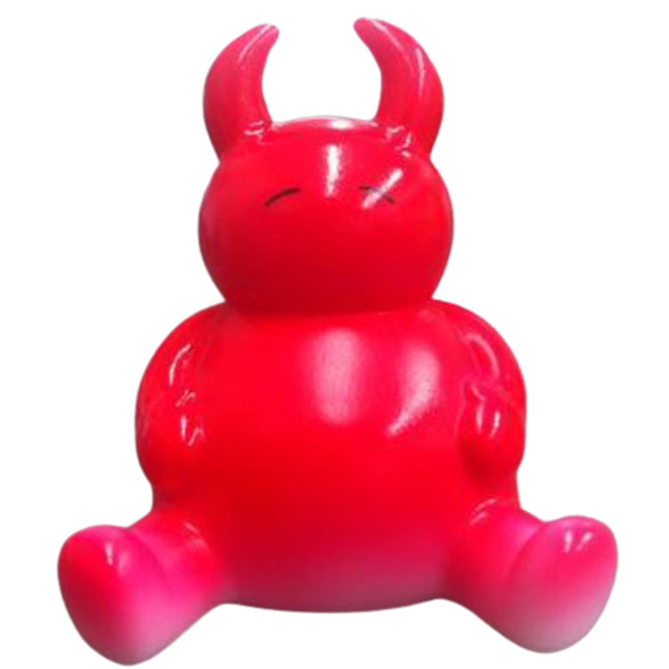 Sitting Uamou - red by Uamou (Ayako Takagi)