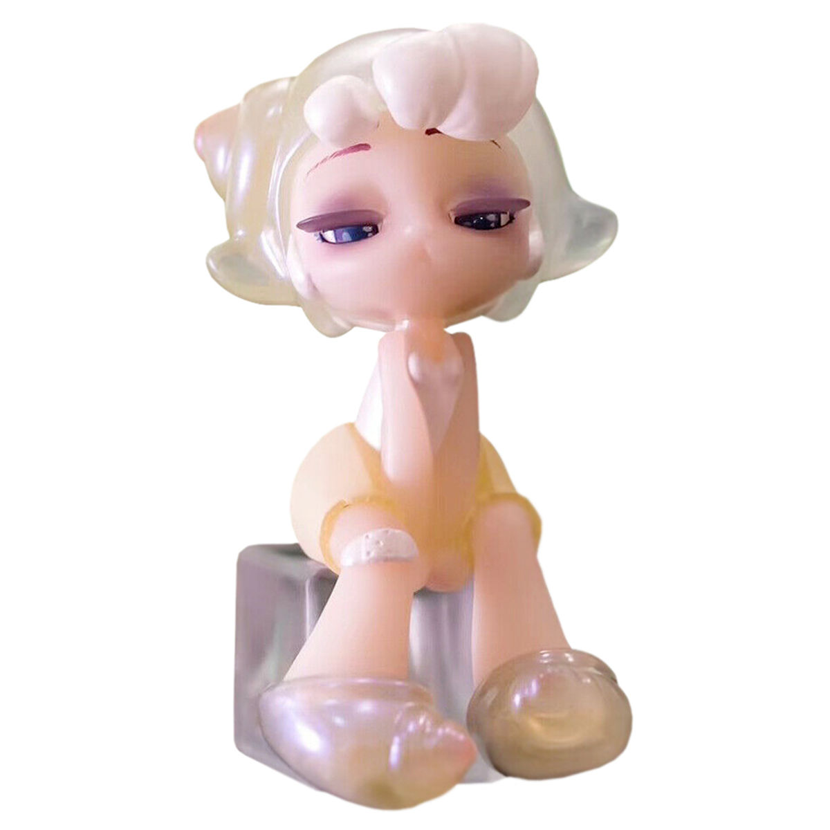 Ella Listen to the Sea