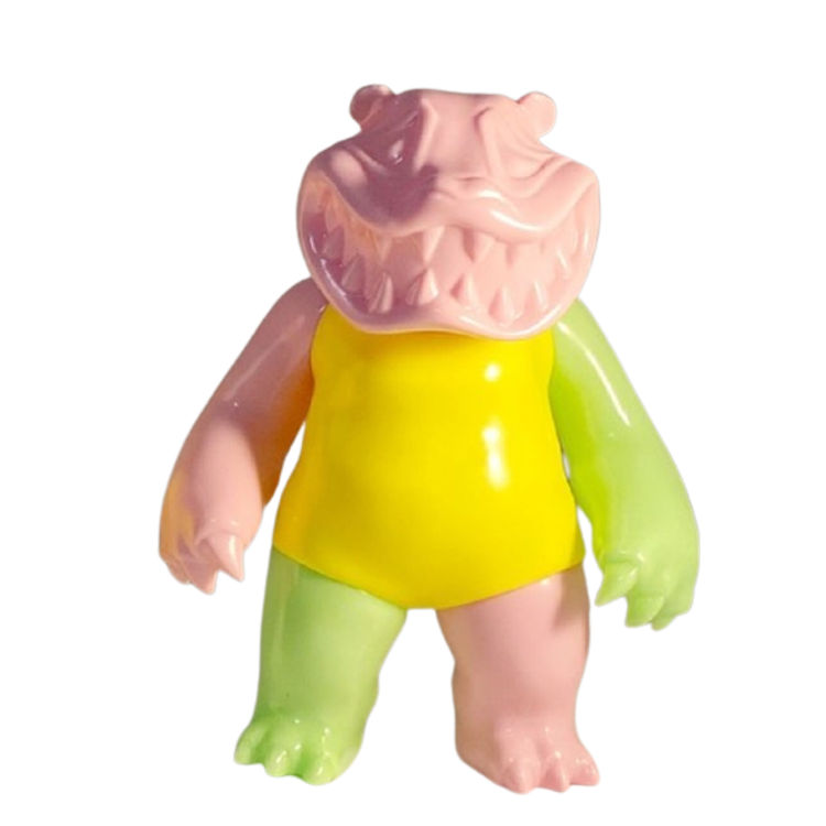 Pastel Mad Panda by HARIKEN (Hariu Kenichi)