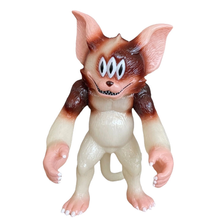 Mogwai Violent Cat by Art Junkie (Shinichiro AJ Kato)