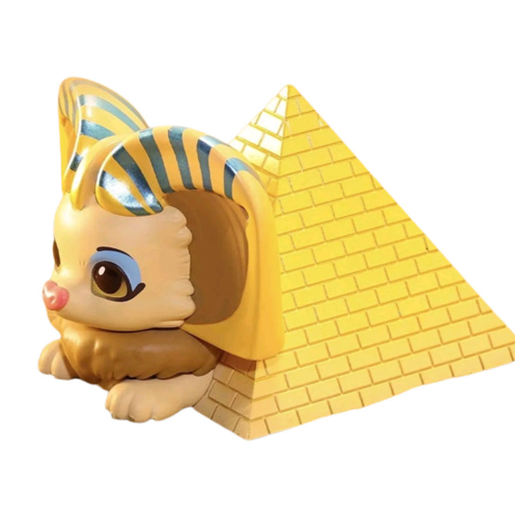 Pyramid by Yoyo Yeung