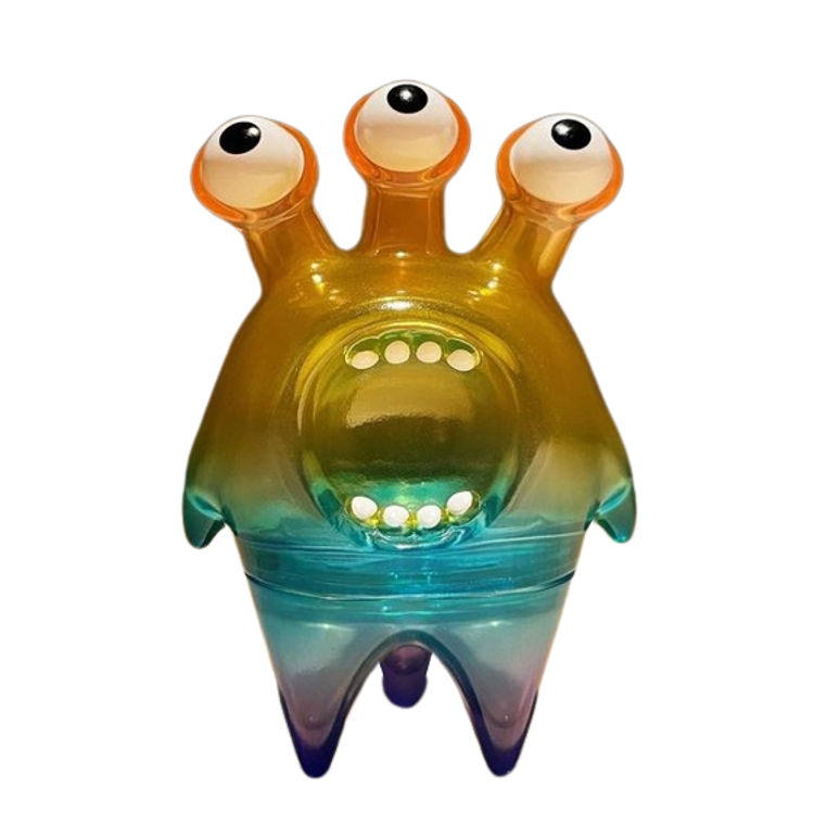 Rainbow Three Eyes Tooth by Robin Tang (Antics)