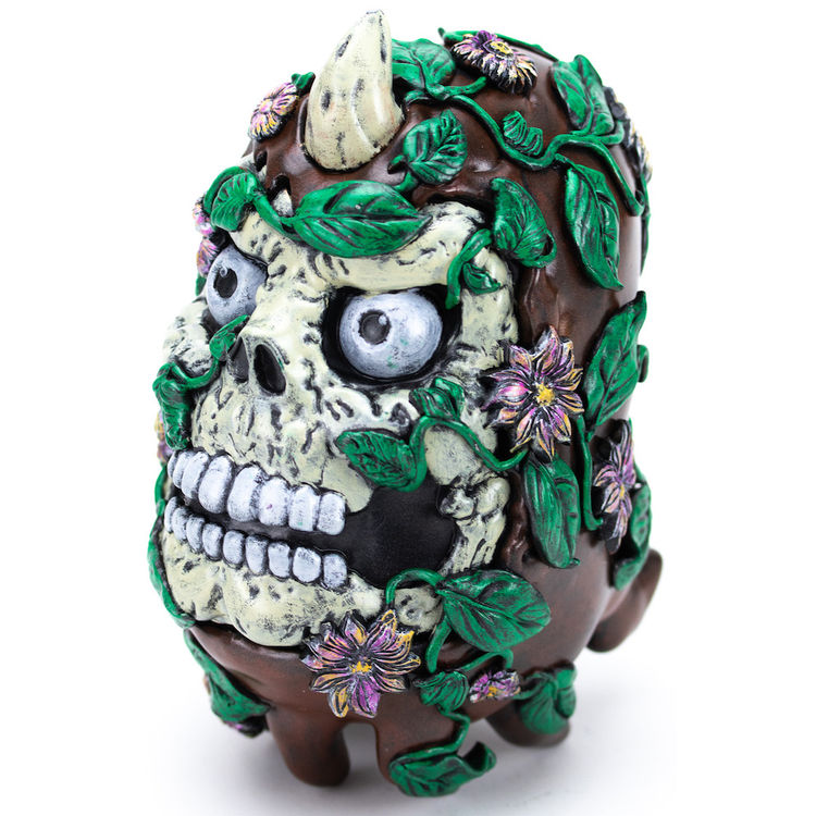 Nature Skully by Cherry Moth Cake