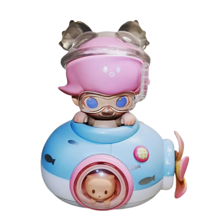 Sightseeing Submarine by Dimoo World (Ayan Tang)