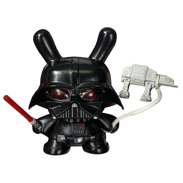 Dunny Vader by Labmonkeys (Lee Aller)