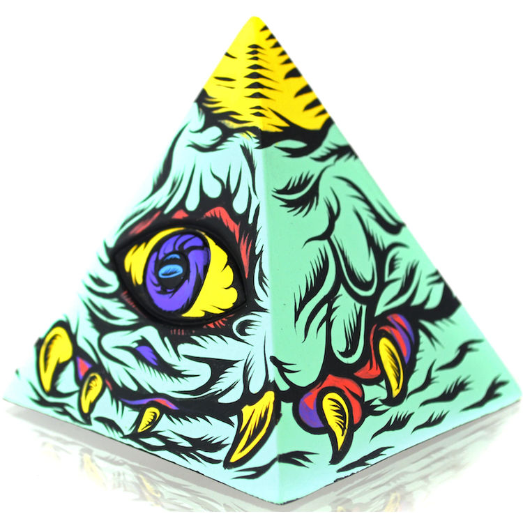 Turquoise Pyramid by Mus Musculus (Eric Alvarez)