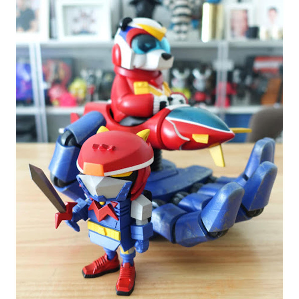 Foxy and Xin Voltes V Cosplay