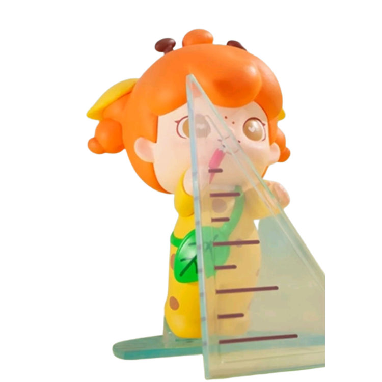 Giraffe Triangle by POP MART