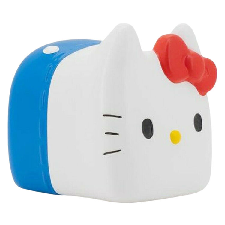 Hello Kitty Bread Cat by Rato Kim