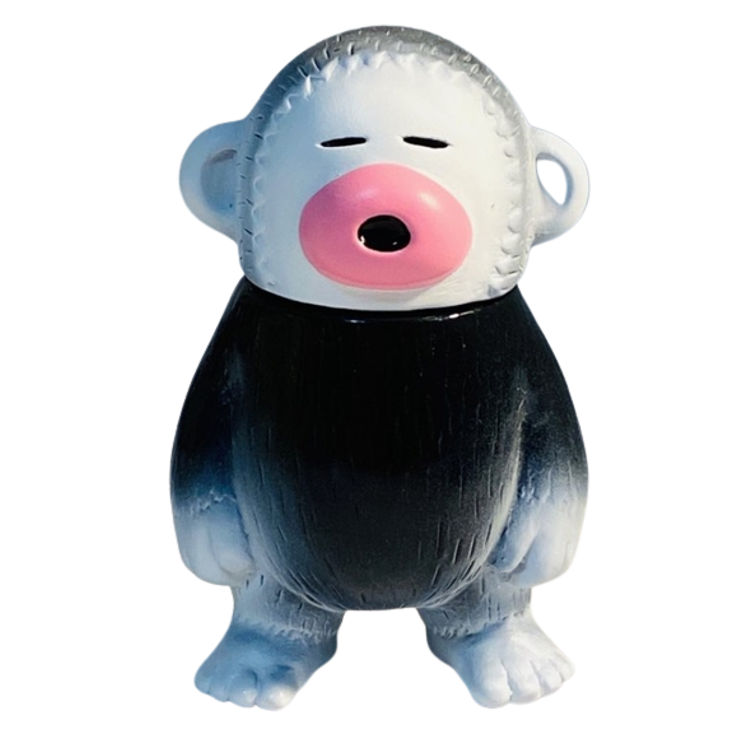 Small Bigfoot by HARIKEN (Hariu Kenichi)