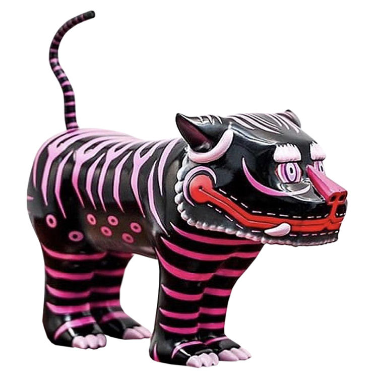 Tibeo Paradise Toy by Headlock Studio