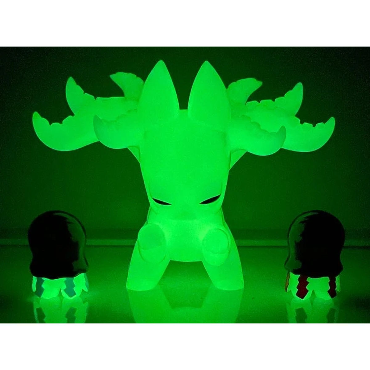 Devil GID Consomme Fake Nine Tails Fox (Qpop Exclusive)