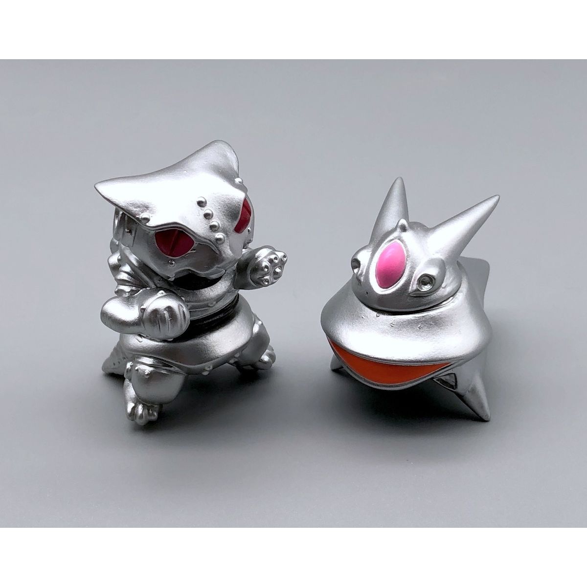 Silver Mecha Nekoron and Spaceship Set